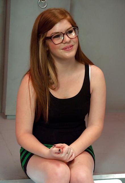 25P S.e.X.y With Glasses #3