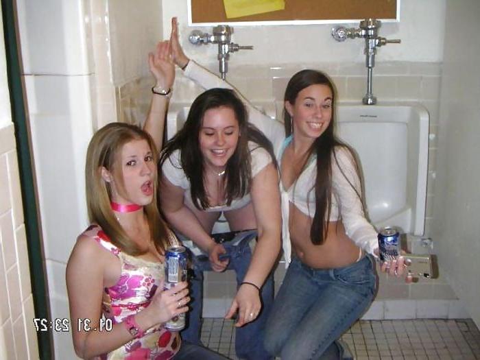24P Toilet