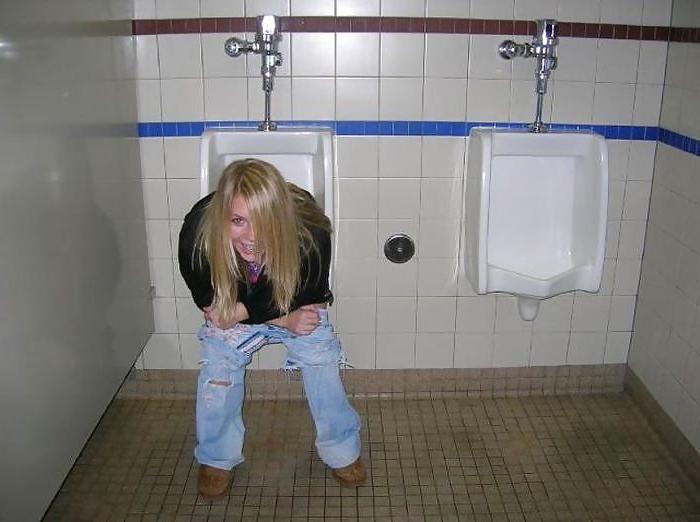 24P Toilet
