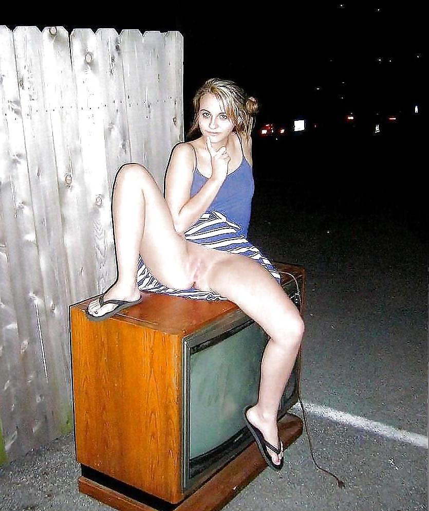 18P Wide and Open in Public -137-