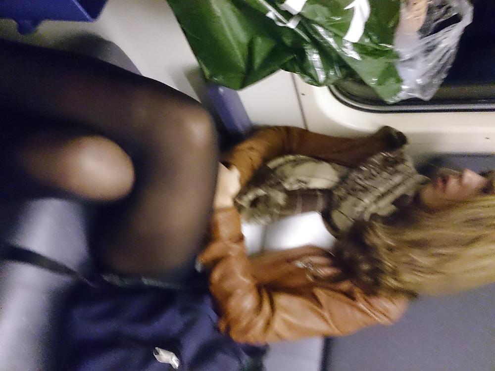 6P Sexy girl pantyhose on train