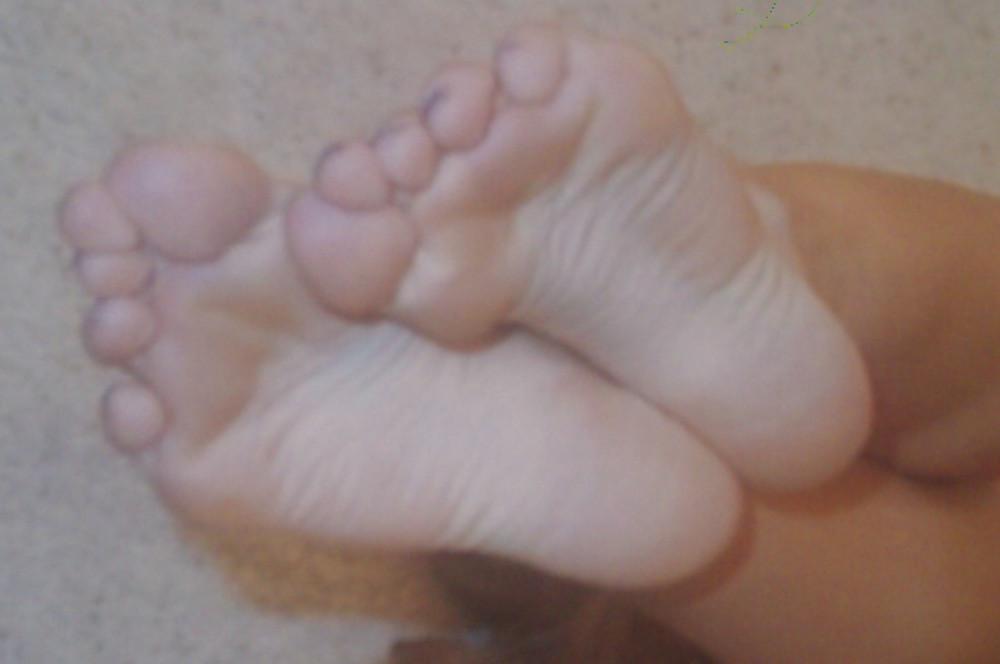10P Feet of my Goddess