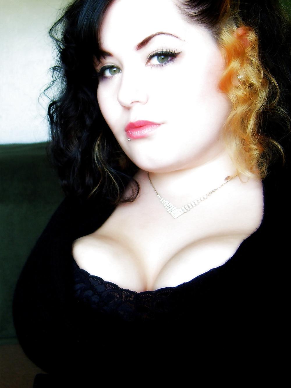 25P Sweet Hot BBW Goddess