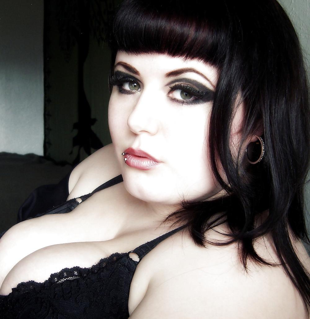 25P Sweet Hot BBW Goddess