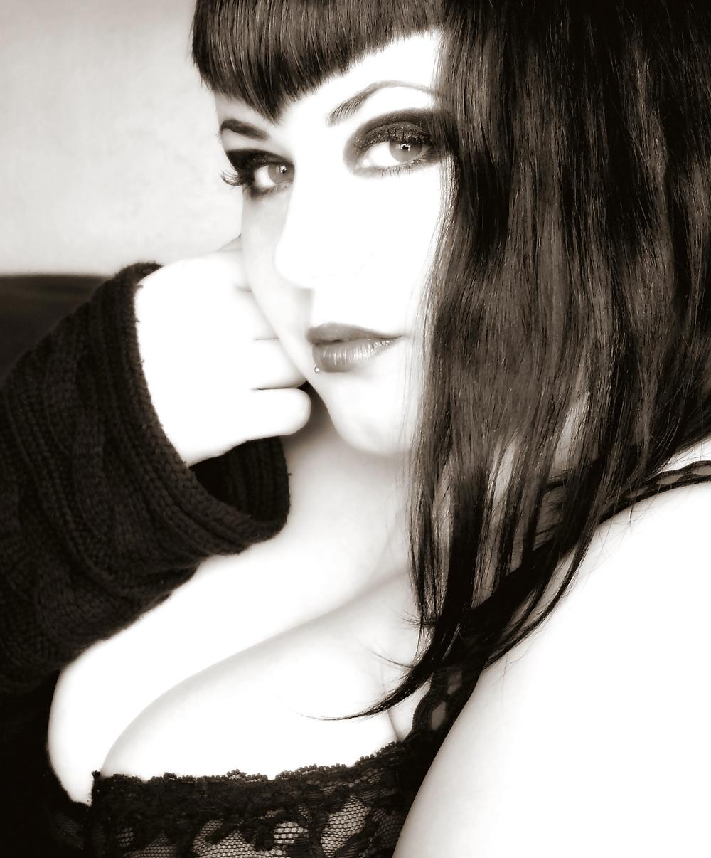 25P Sweet Hot BBW Goddess