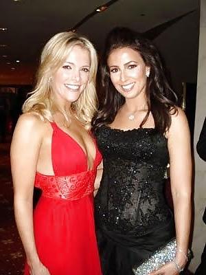 14P Female news anchors