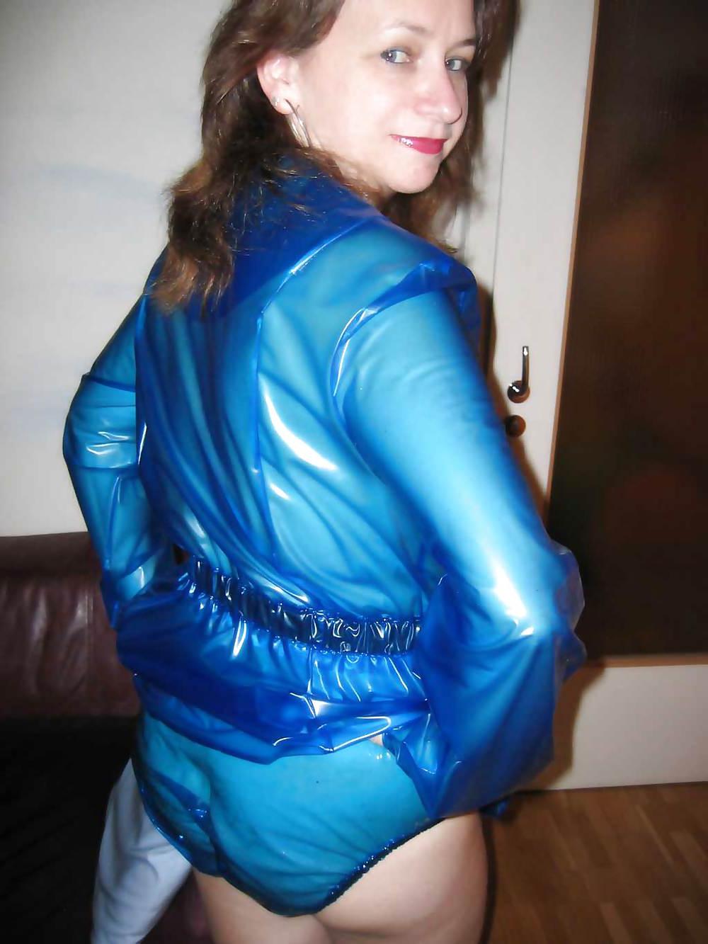 18P Wife in PVC Jacket and popper pants