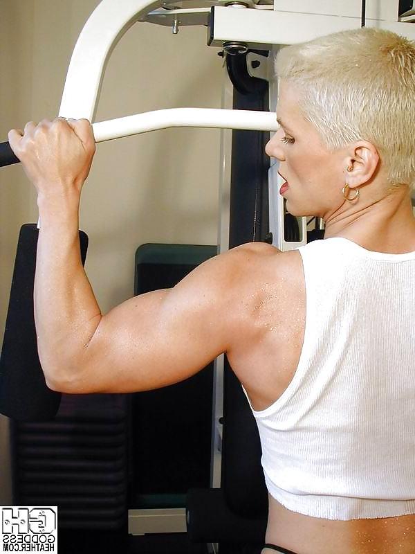 25P Muscle blonde strong blonde bitch