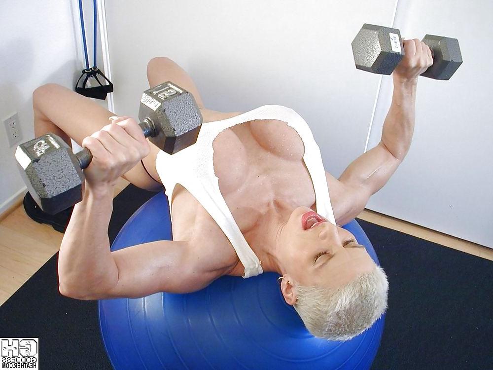 25P Muscle blonde strong blonde bitch