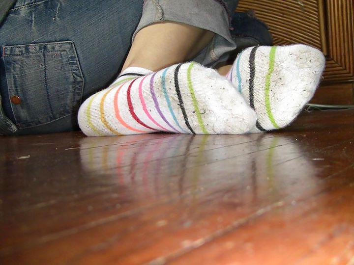 19P Socks and Feet :)