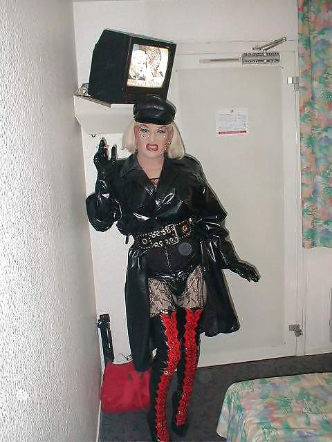 9P Isabelle leather bitch