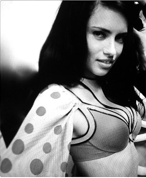 25P Adriana Lima The Goddess