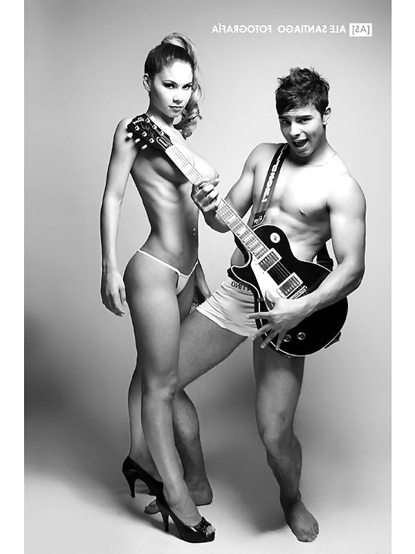 16P Topless photo shoot