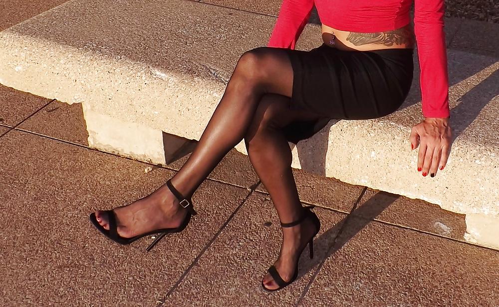 16P Angelica Marie Rios Nylon Feet Around Town
