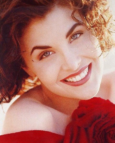 25P Sherilyn Fenn-Hollywood Goddess