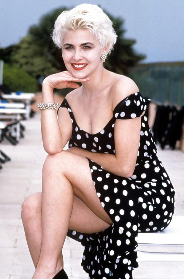 25P Sherilyn Fenn-Hollywood Goddess