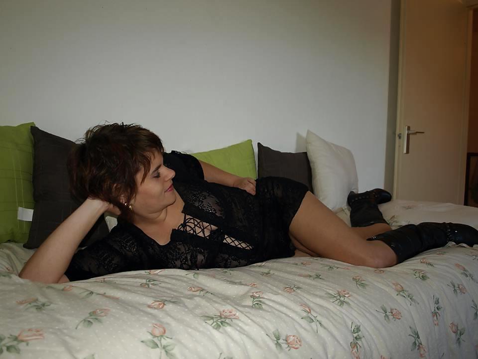 25P Horny Dutch mature facebook bitch