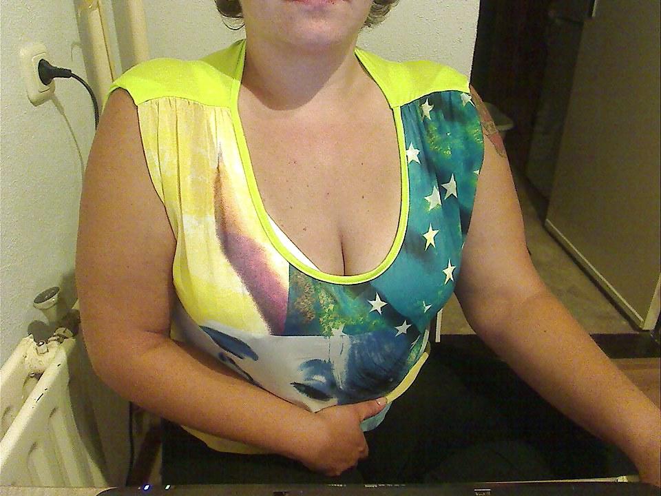 25P Horny Dutch mature facebook bitch