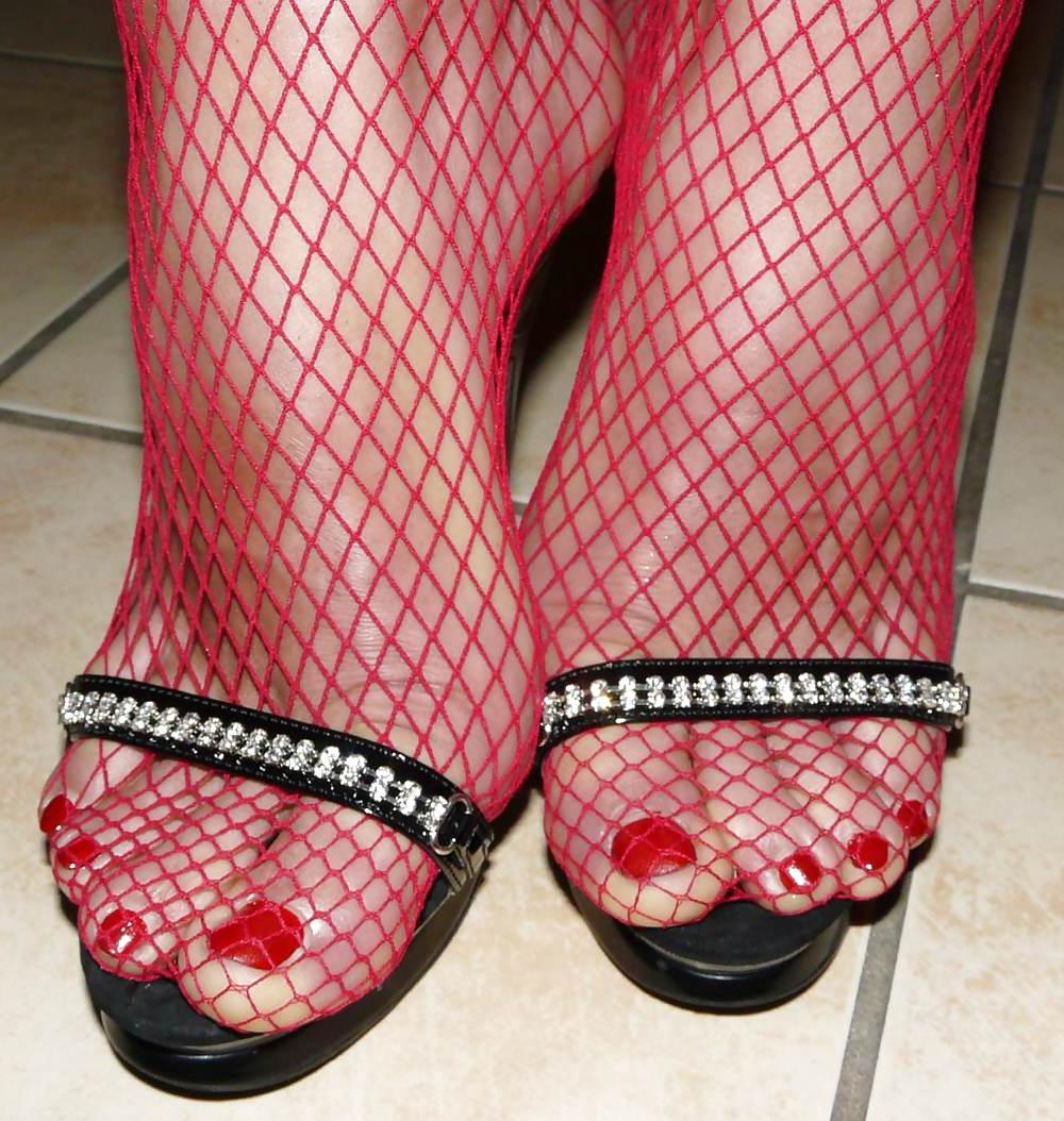 7P Pantyhose, stockings, heels, feet and cock