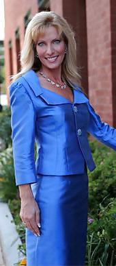 25P Beauty queen milf