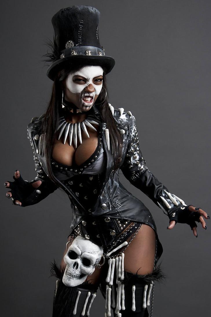 19P Steam punk girl