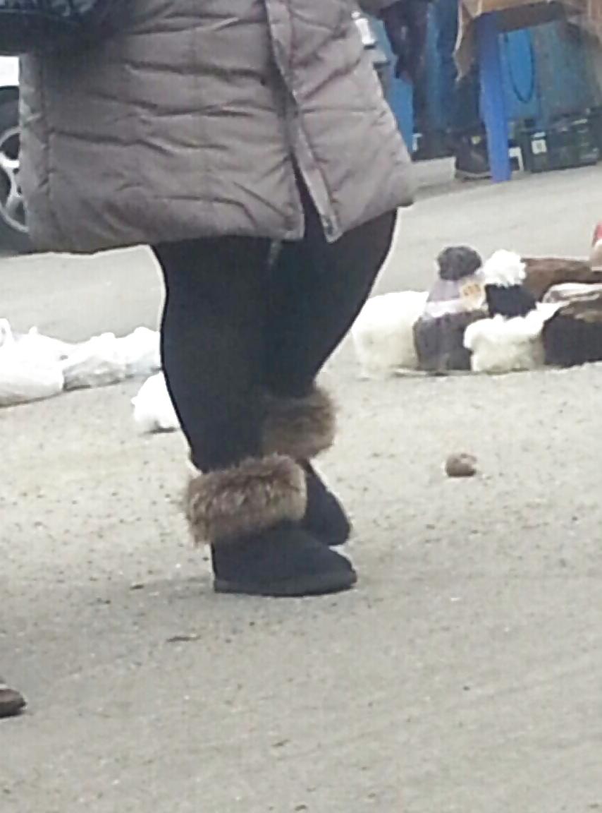 21P Sexy feet old + young romanian