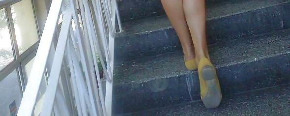 21P Sexy feet old + young romanian