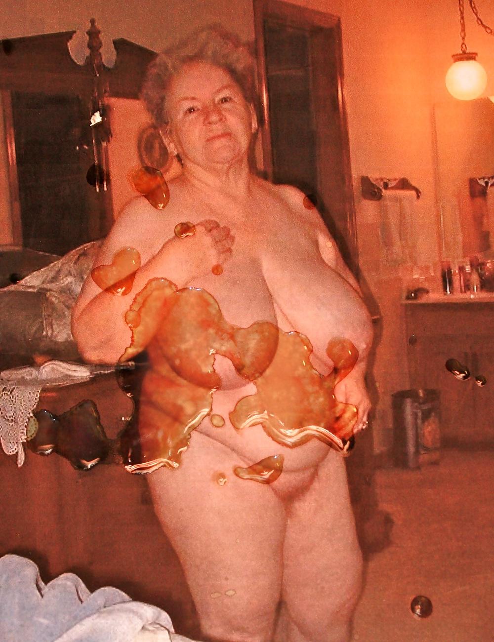 25P Granny Juicy's Hot Cum!