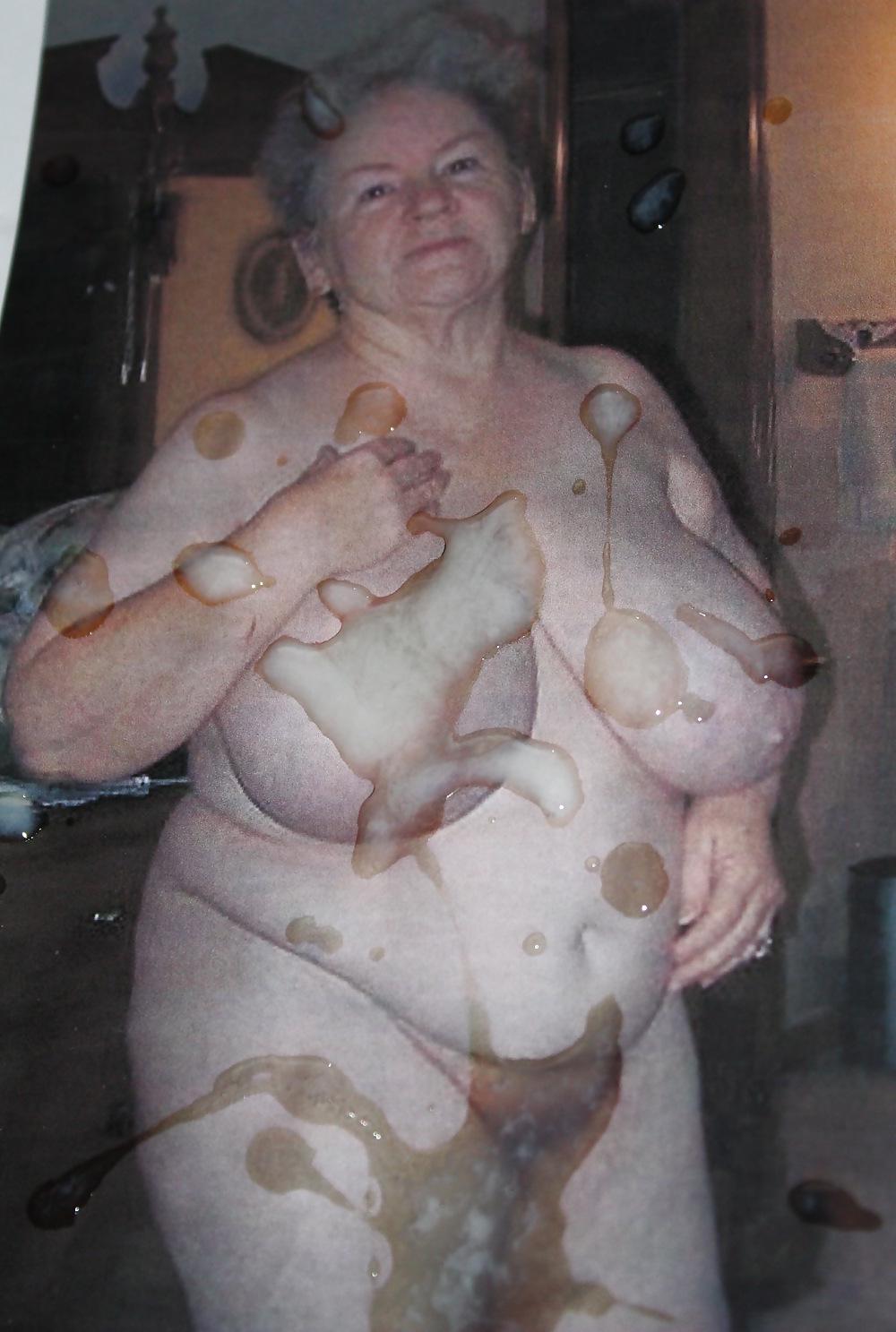 25P Granny Juicy's Hot Cum!