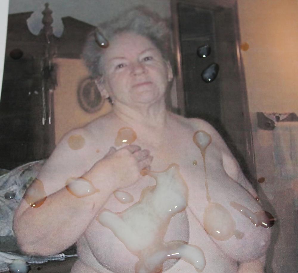 25P Granny Juicy's Hot Cum!