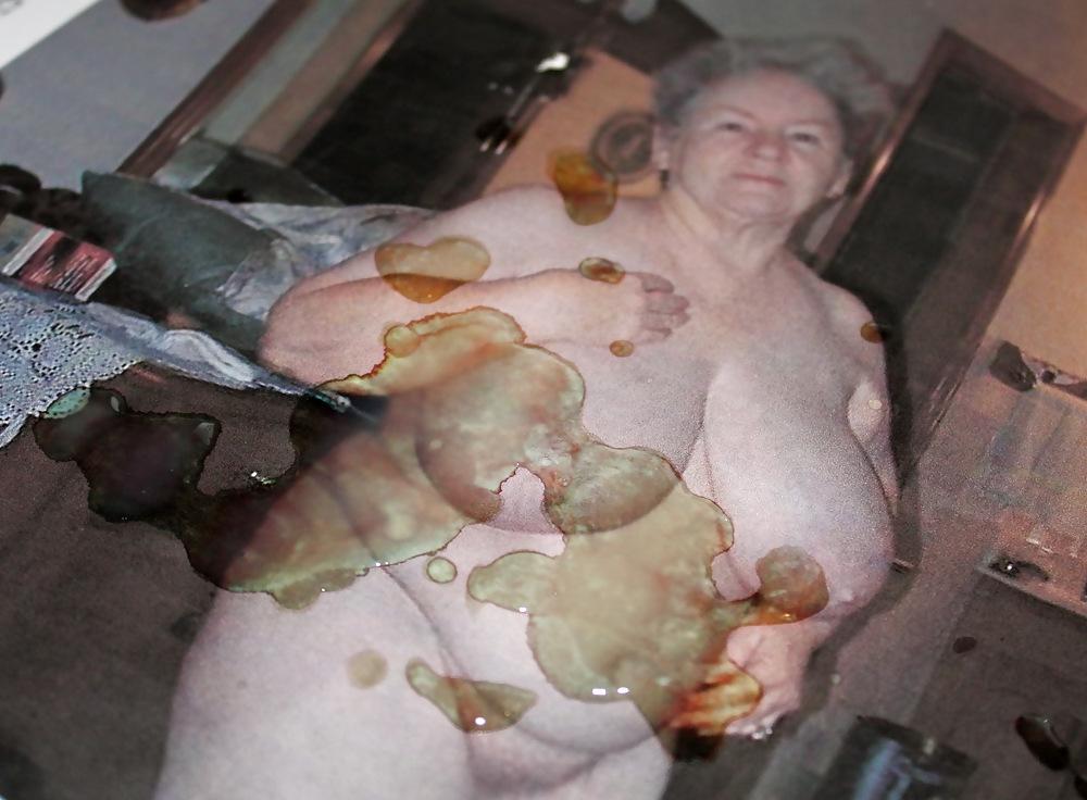 25P Granny Juicy's Hot Cum!