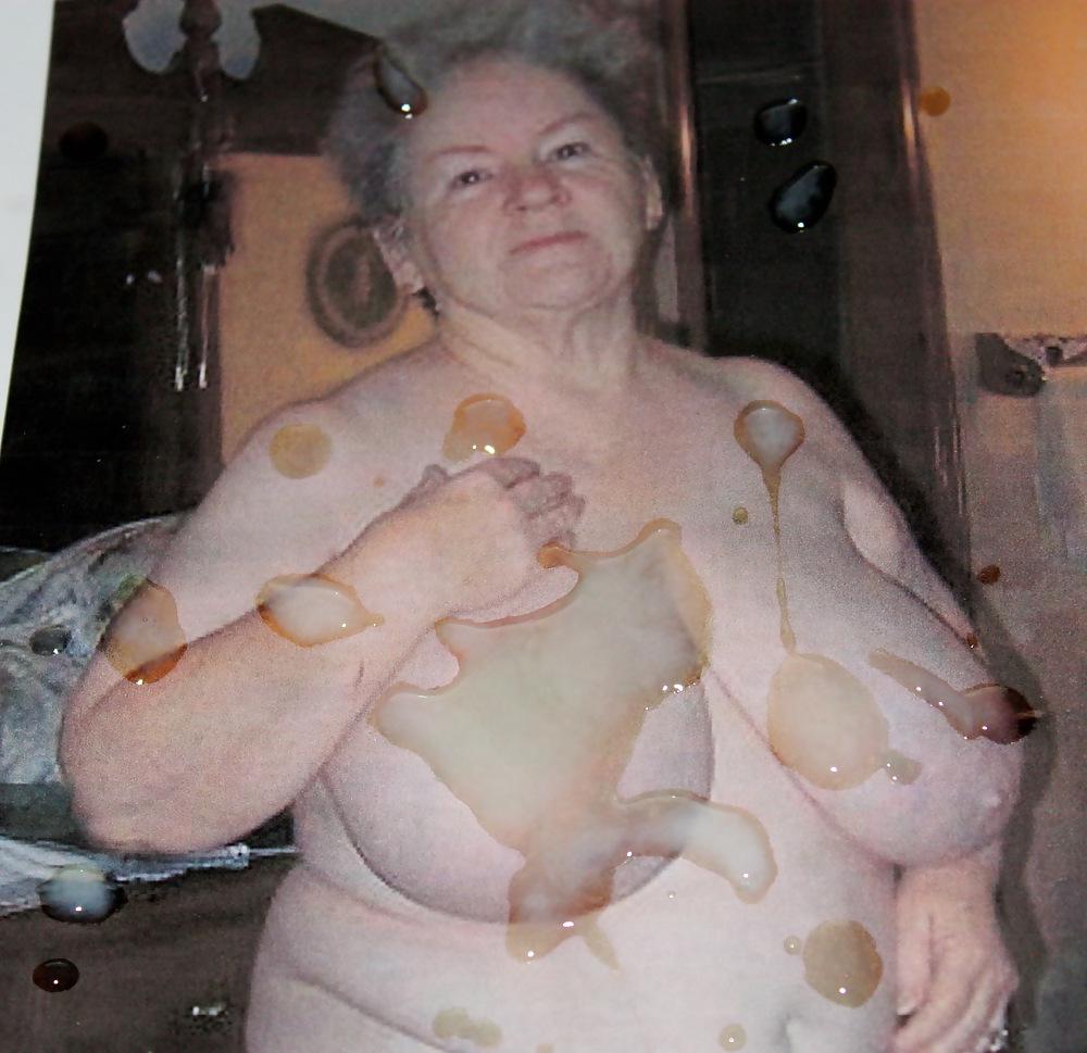 25P Granny Juicy's Hot Cum!