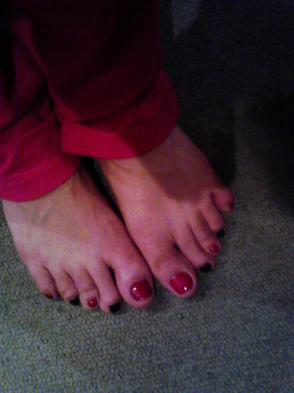 25P Sexy boy feet , gay foot fetish
