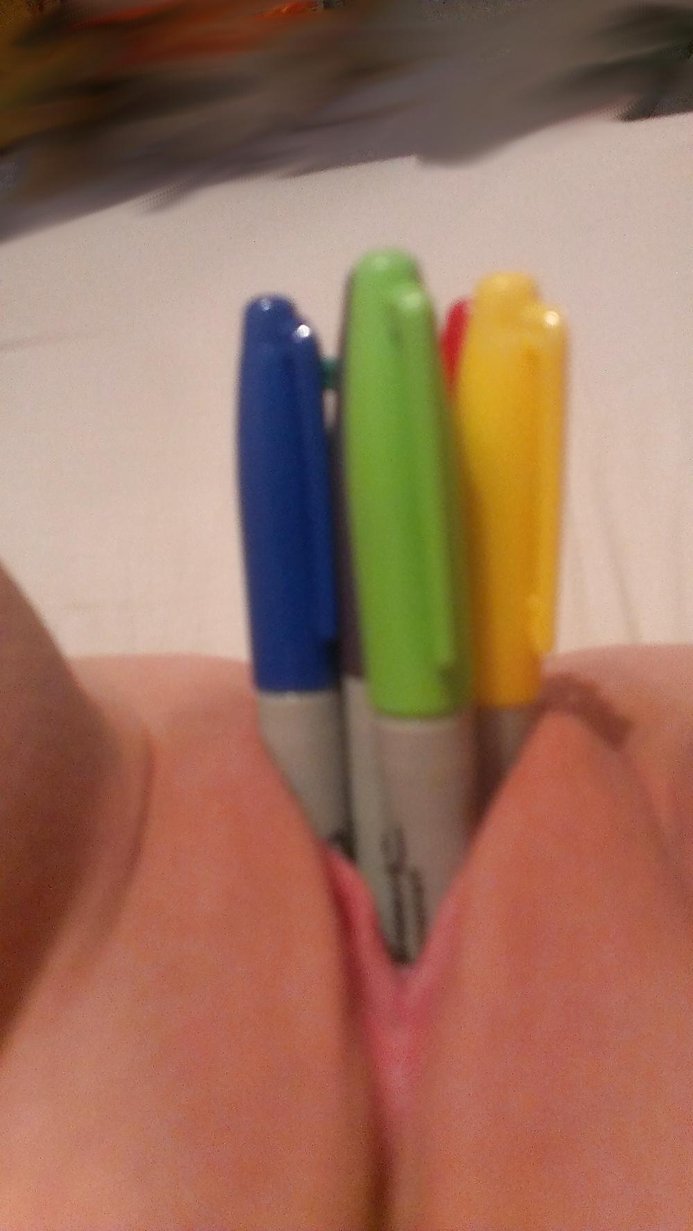 25P Pussy insertions and nipple play