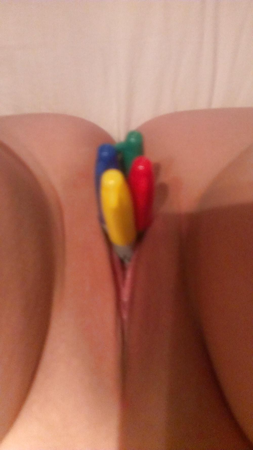 25P Pussy insertions and nipple play