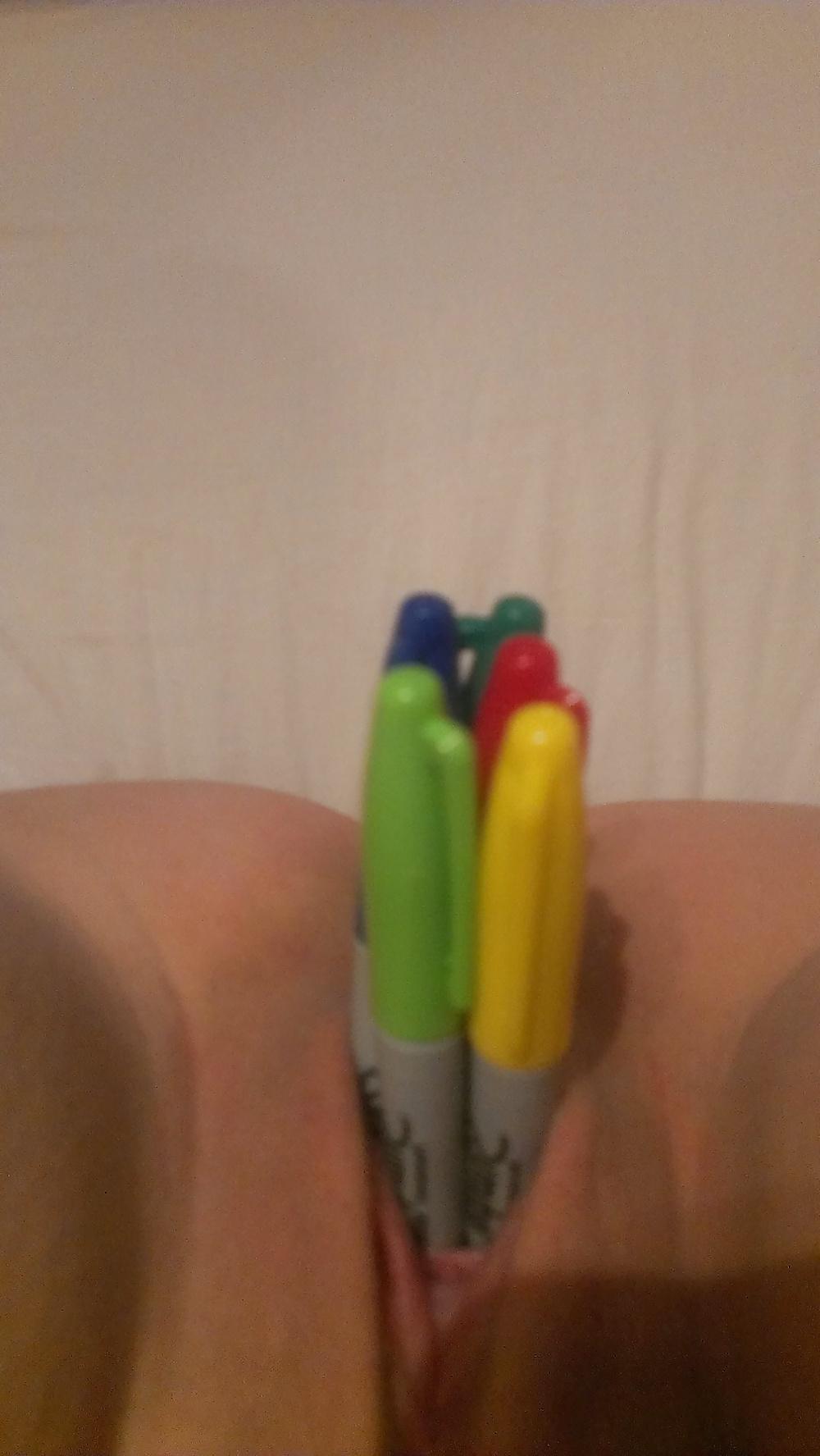 25P Pussy insertions and nipple play