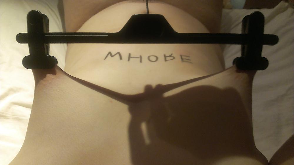 25P Pussy insertions and nipple play