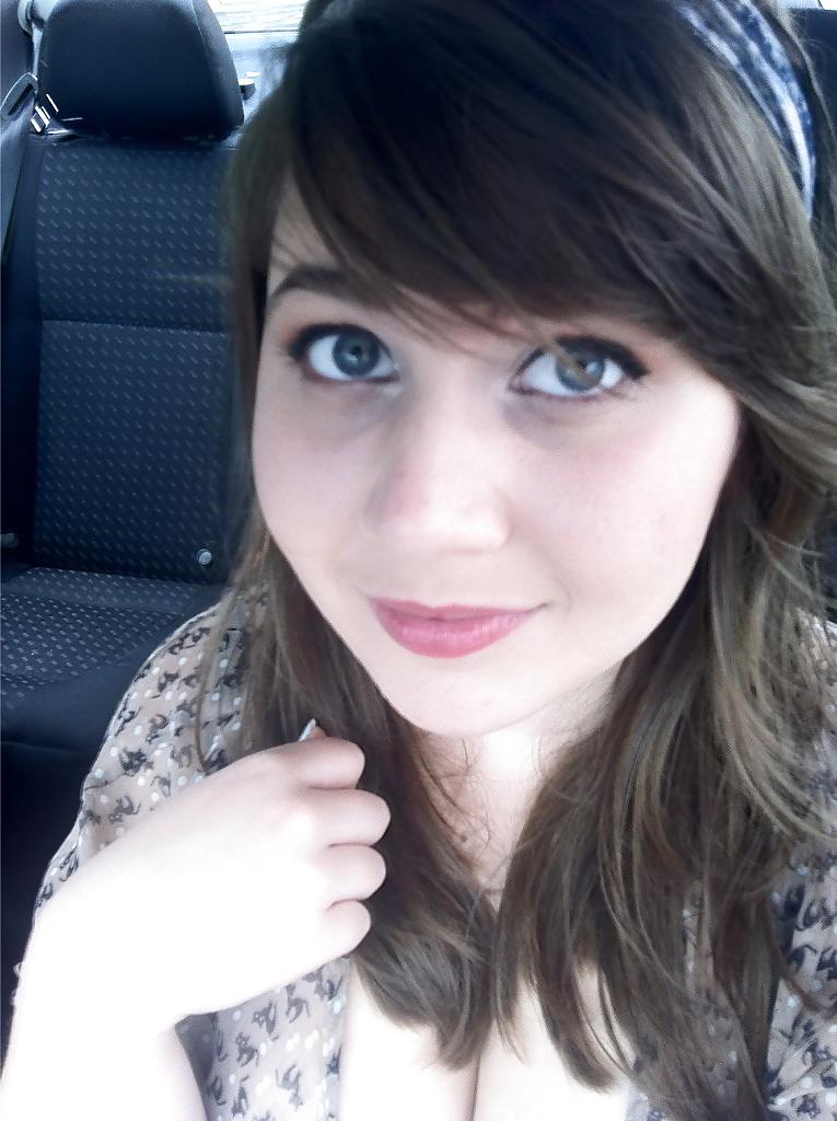 25P Chubby Teen Hottie