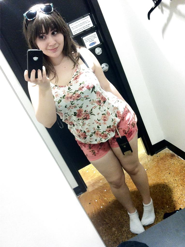 25P Chubby Teen Hottie