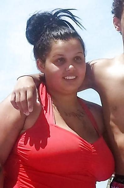 25P Busty Bitch Ashleigh
