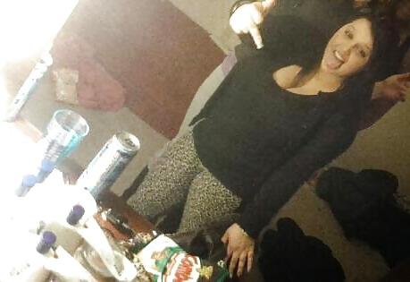25P Busty Bitch Ashleigh