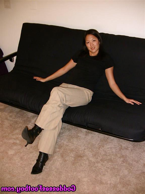 14P Asia Foot Goddess