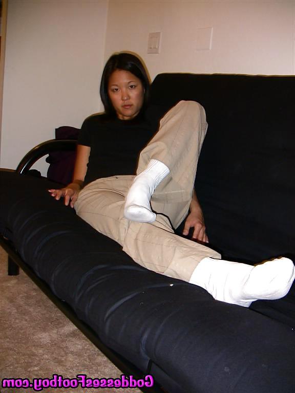 14P Asia Foot Goddess