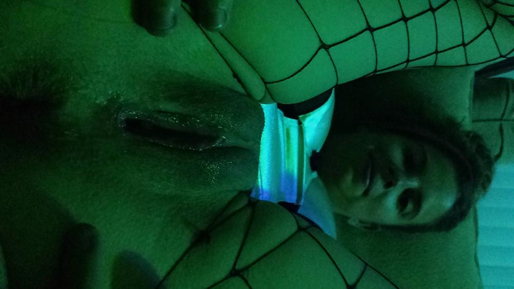 22P Kinky wifes wet pussy
