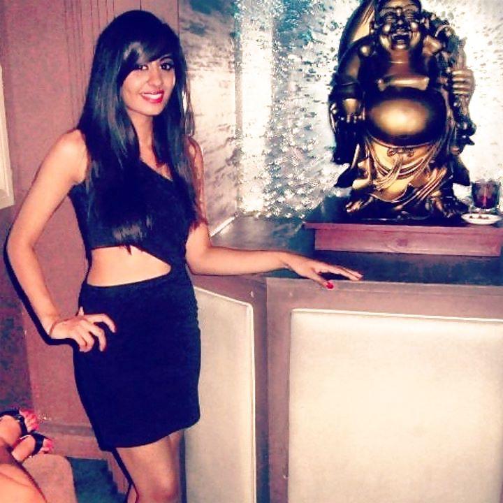 18P Sikh indian london bitch Ayesha
