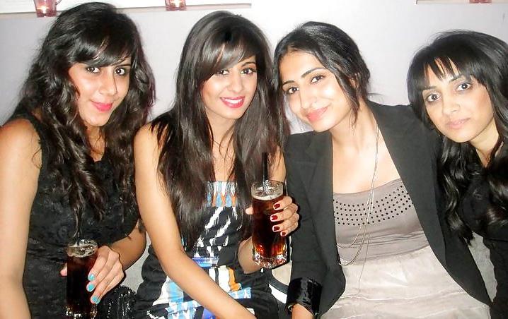 18P Sikh indian london bitch Ayesha