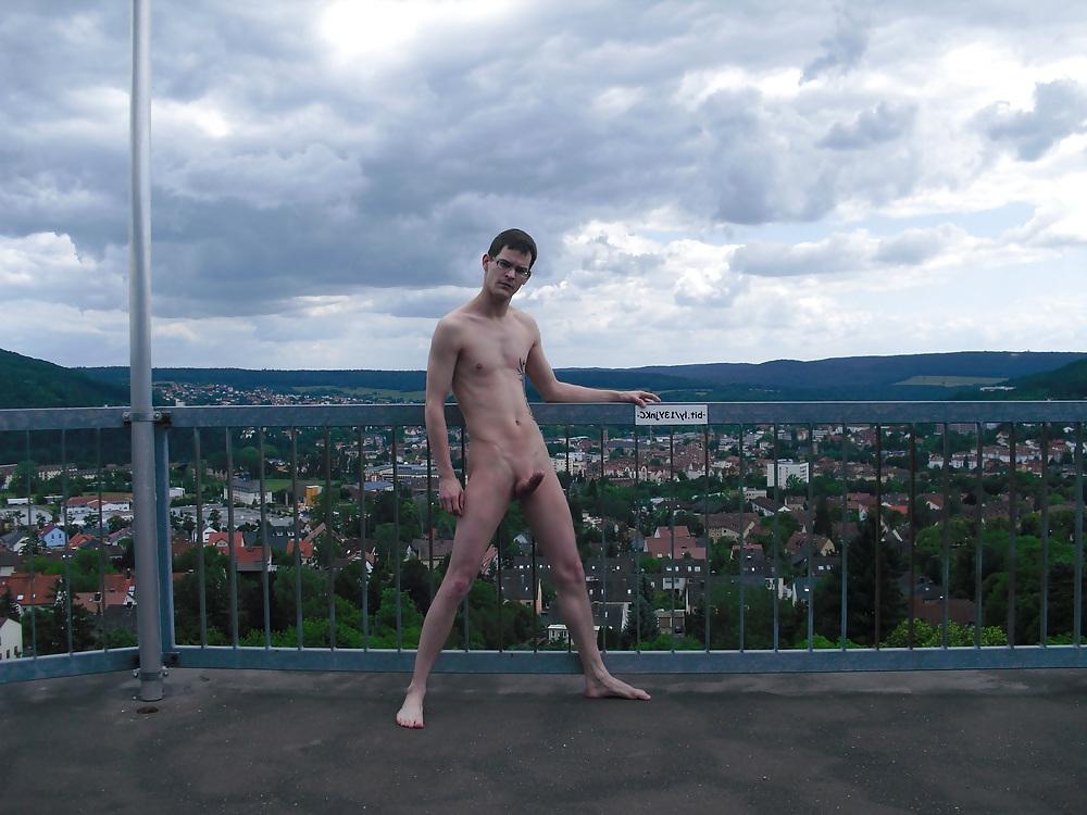 9P Nude in Public