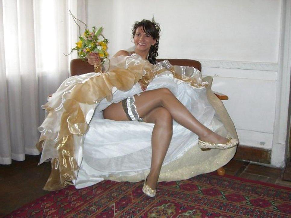 10P Here CUMS The Bride 11