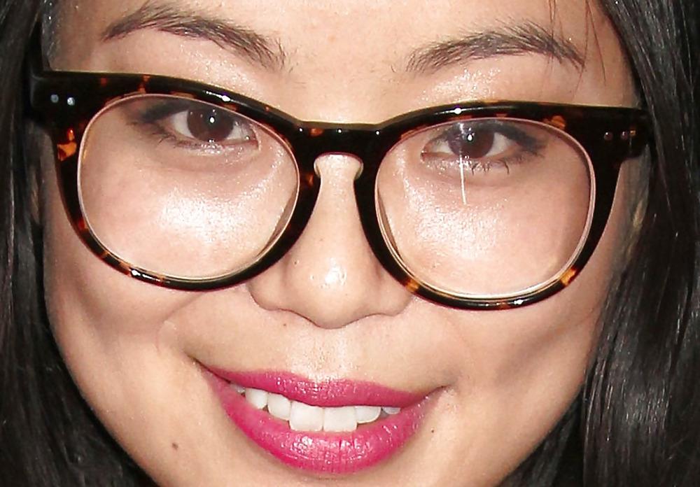 25P Girls in glasses