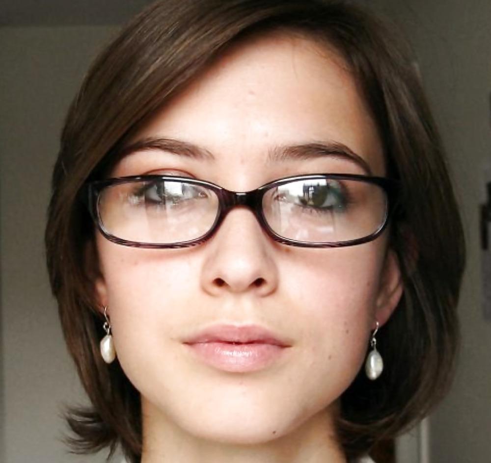 25P Girls in glasses